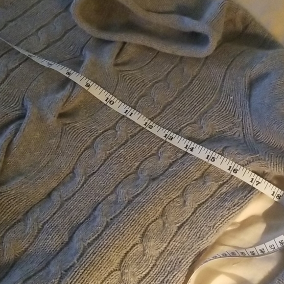 Sweater - Picture 7 of 11